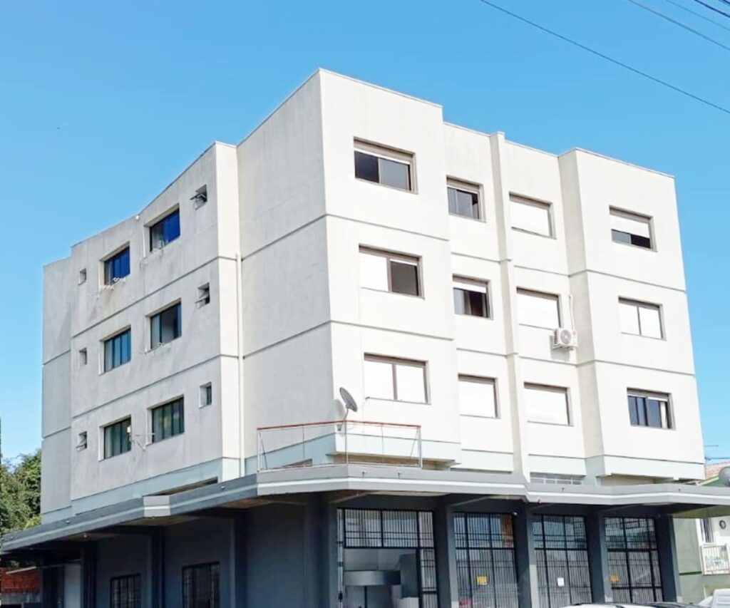 Apartamento à Venda com 2 Dormitórios em Farroupilha - Fachada